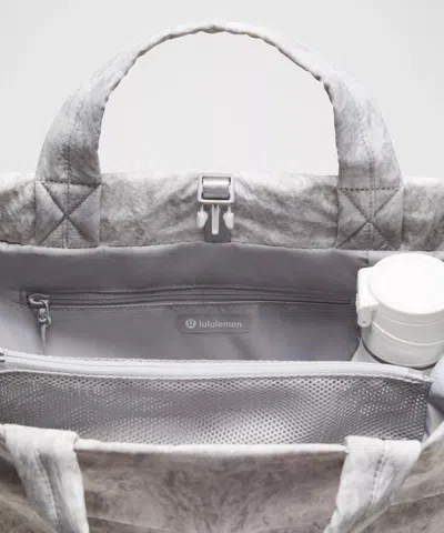 Lululemon On My Level Tote Bag 20l