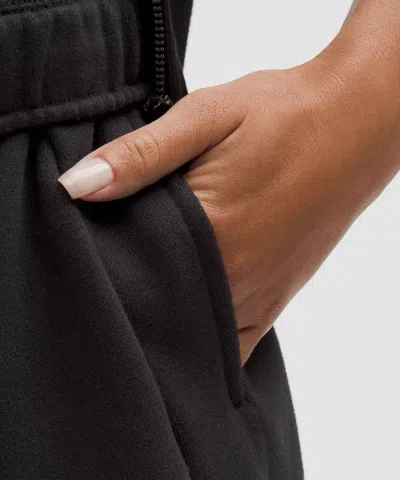 Lululemon Scuba Mid-rise Bermuda Short 11"