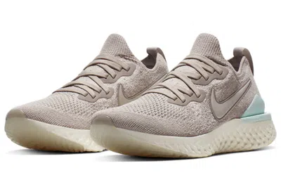 Nike Epic React Flyknit 2 Trainers In Gray