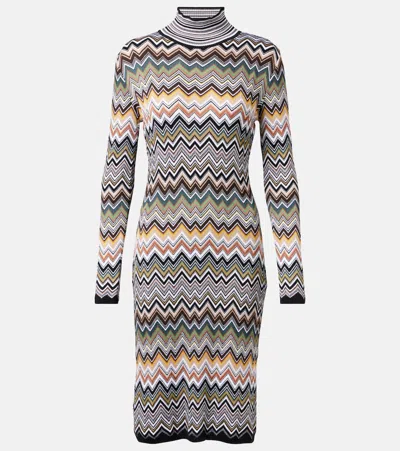 Missoni Zig-zag Long Sleeved Midi Dress In Gray