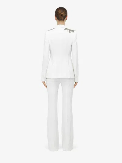 Alexander Mcqueen Crystal Embellished Shoulder Single-breasted Blazer In White