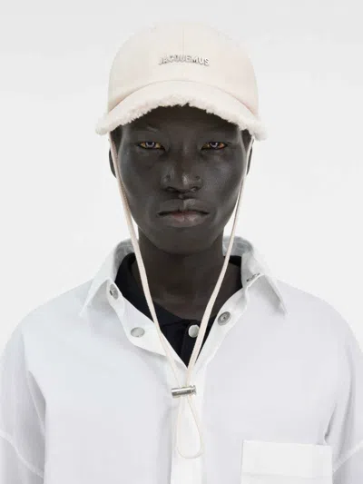 Jacquemus Jacquemu La Casquette Artichaut Fringe Baseball Cap In White