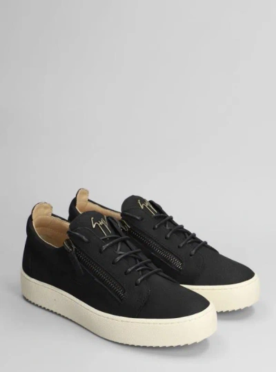 Giuseppe Zanotti Zip-detail Lace-up Sneakers In Black