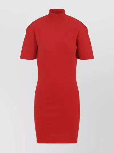 Jacquemus Turtleneck Short Sleeve Knee-length Dress In Red