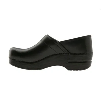 Dansko Narrow Pro Cabrio Womens Leather Round Toe Clogs In Black