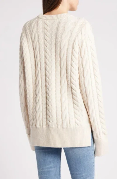 Frame Oversized Cable Knit Sweater In White