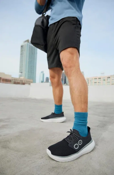 Oofos Oomy Stride Sneaker In Black