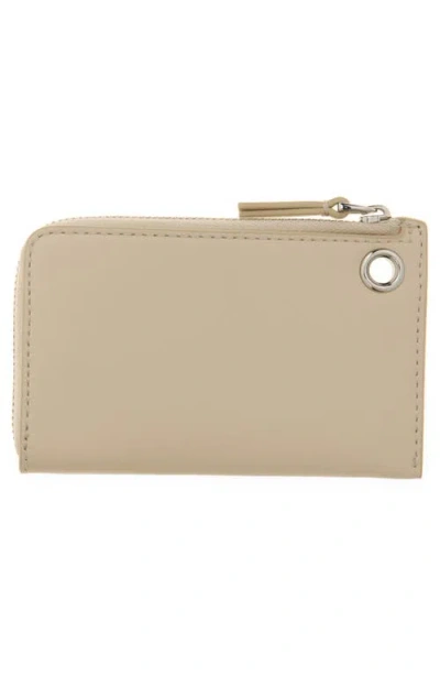 Marc Jacobs Zippered Wallet With Pendant In White