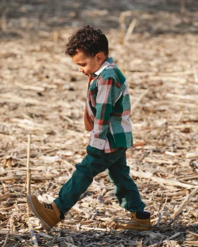 Deux Par Deux Twill Jogger Pants With Patch Pockets In Green