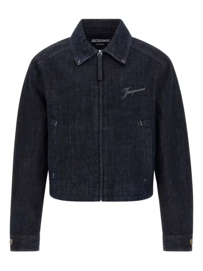 Jacquemus Dark Indigo Denim Jacket With Front Zipper And Logo In Blue