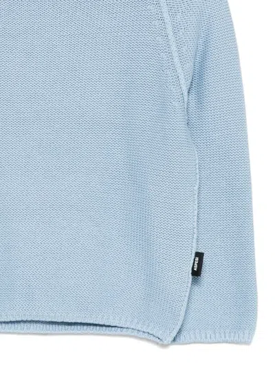 插肩式衣袖棉毛衣