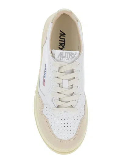 Autry Medalist Platform Sneakers With Padded Collar And Leather Insole In Gold