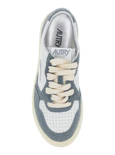 Autry Low Top Sneakers Rubber Sole In Blue