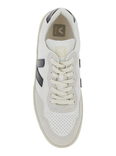 Veja Women's V-90 Extra White Nautico In White