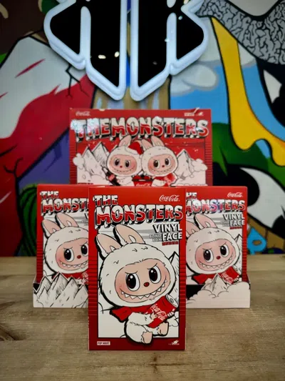 Pop Mart Labubu The Monsters Coca Cola Series Vinyl Face Keyring In Red