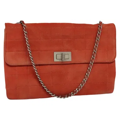Pre-owned Chanel Chocolate Bar Red Suede Shoulder Bag ()