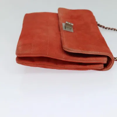 Pre-owned Chanel Chocolate Bar Red Suede Shoulder Bag ()