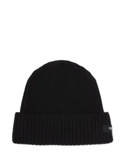 Undercover Ribbed Beanie In Black