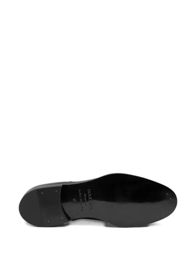 Doucal's Flat Shoes In Black