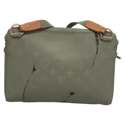 Pre-owned Louis Vuitton Messenger Grey Canvas Shoulder Bag ()