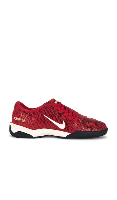 Nike Total 90 Se Embroidered Snake-effect Leather Sneakers In Red
