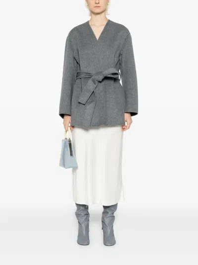 Less Layered Details Jacket In Gray