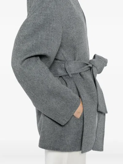 Less Layered Details Jacket In Gray