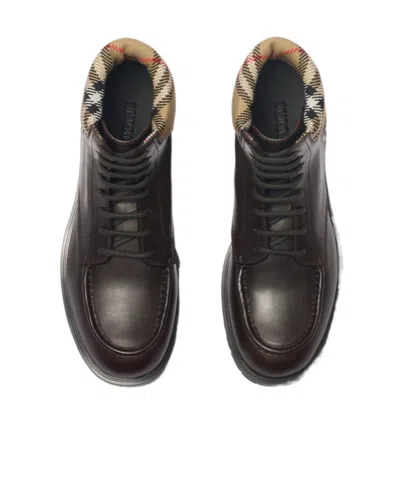 Burberry Brown Leather Amphibian Rogue In Animal Print