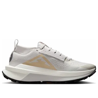 Nike Zegama 2 Trail Running Shoe In White