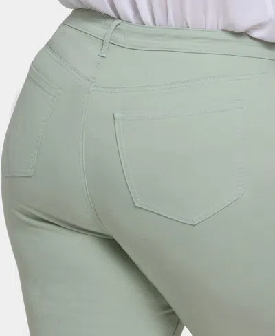 Nydj Joni High Rise Relaxed Capri Jeans In Green