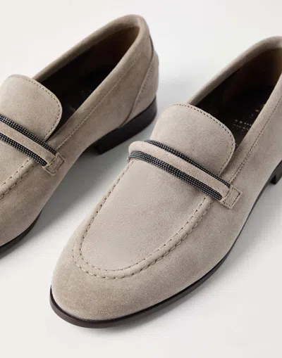 Brunello Cucinelli Round Toe Loafers In Neutral