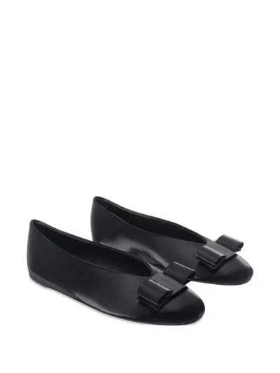 Ferragamo Leather Round Toe Ballerina Shoes With Bow Detail In Blue