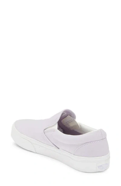 Vans Classic Slip-on Sneaker In White