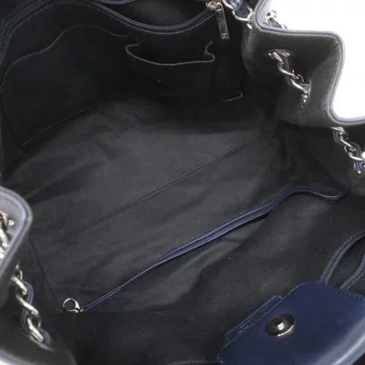 Pre-owned Chanel Navy Canvas Shoulder Bag ()