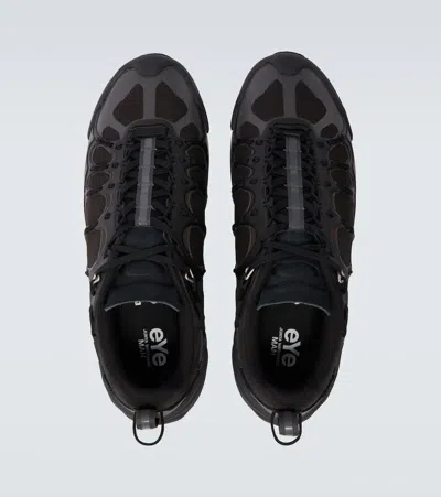 Junya Watanabe Oakley Mesh Runner In Black