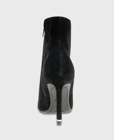 Kenneth Cole Quincy Suede Heel Ankle Bootie In Black