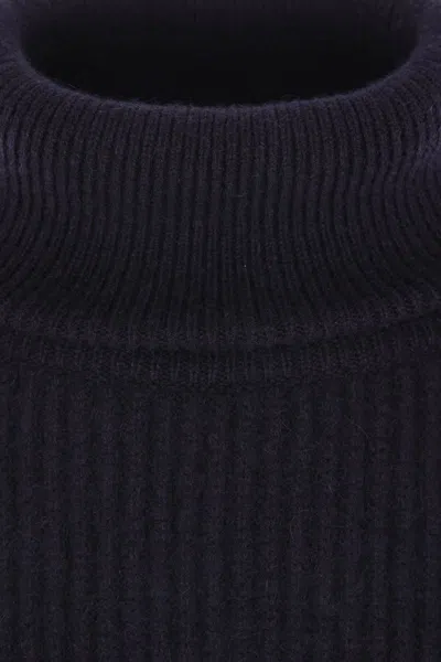Dušan Ribbed Turtleneck Sweater In Blue