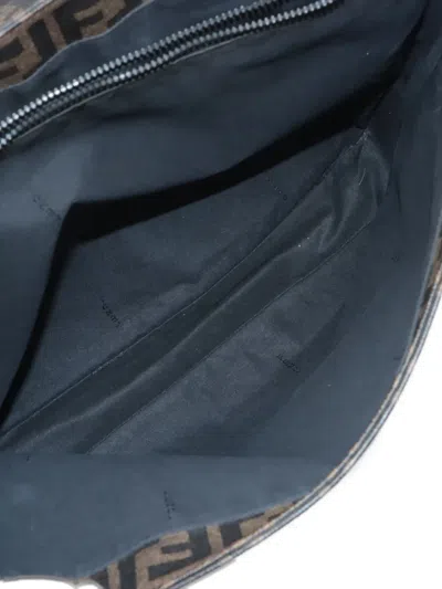 Pre-owned Fendi Zucca-pattern Messenger Bag In Brown