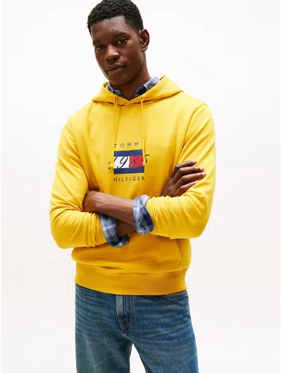 Tommy Hilfiger 1985 Flag Graphic Hoodie In Yellow