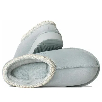 Ugg Tazz Suede Platform Slipper In Gray