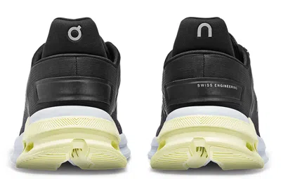 On Running (wmns)  Cloudnova Flux 'black Hay'
