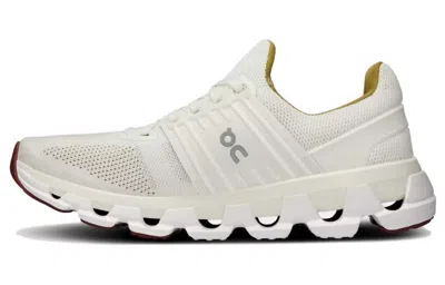 On Running (wmns)  Cloudswift Suma 'white Ivory' In Multi