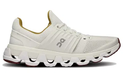 On Running (wmns)  Cloudswift Suma 'white Ivory' In Multi