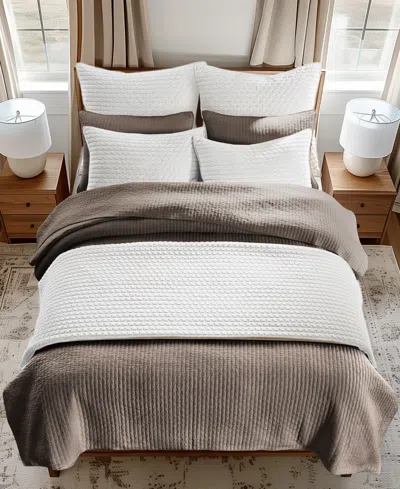 Levtex Velvet Stitch Reversible 3-pc. Quilt Set, King/california King In White