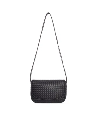 Bottega Veneta Black Veneto Flap Messenger Bag In Black