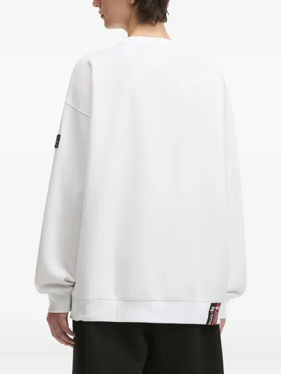 Izzue Logo-patch Crew-neck Sweatshirt In White