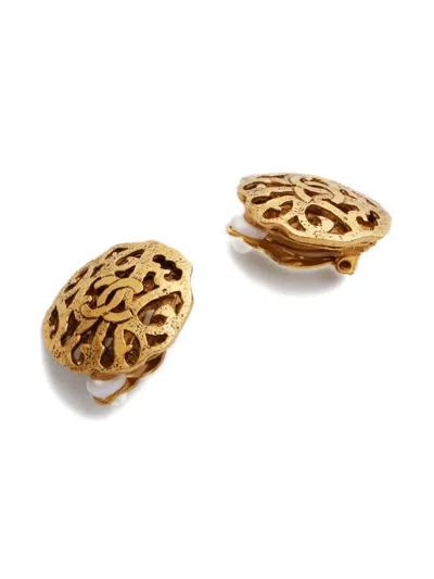Pre-owned Chanel 1990s Cc Mark Clip-on Earrings In Gold