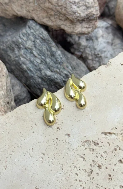 Adornia Triple Teardrop Stud Earrings In Gold