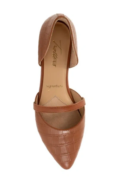 Trotters Wide Width Emory Flat In Brown