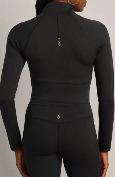 Rhone Revive Crop Quarter Zip Top In Black